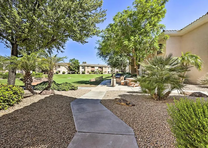 Holiday home 3 Mi To Westgate District: W/ Pool Access Phoenix