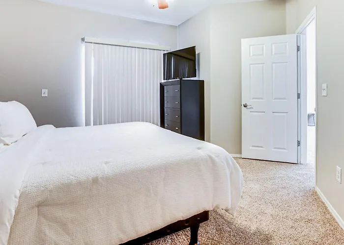 Holiday home 3 Mi To Westgate District: W/ Pool Access *